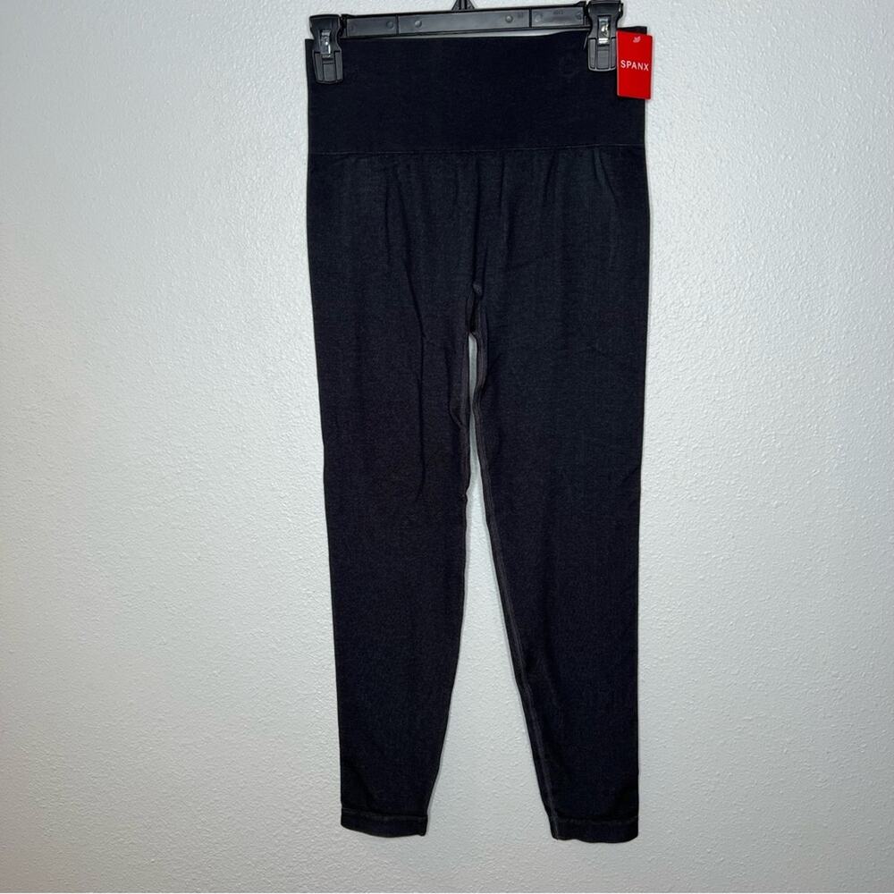 New SPANX Seamless Track Stripe Legging Gray Black Graphite Dust Womens sz L - Picture 4 of 8
